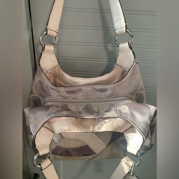 🐂 Coach Signature 16327 Mia Maggie Inlaid C Hobo Patchwork Leather Pink/Tan - Picture 16 of 16